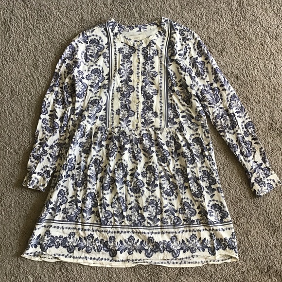 Blue and white floral print long sleeve LOFT dress. Button front. - Picture 5 of 8
